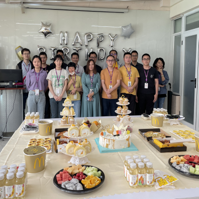 共享书香，悦在耀世娱乐——耀世娱乐电子员工4月生日会活动