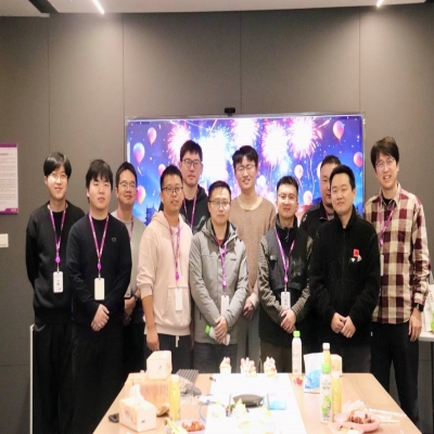 白雪纷飞，生日暖阳——耀世娱乐电子12月份员工生日会